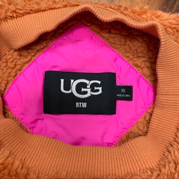 UGG Niko Sherpa / Fleece Crewneck Pullover Sweater Orange / Pink size XS - Picture 9 of 10